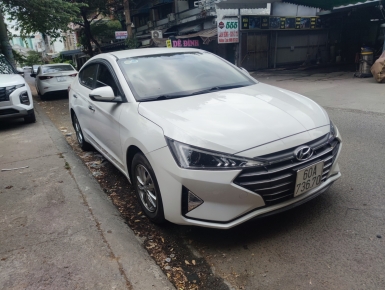 Hyundai Elantra MT 2019