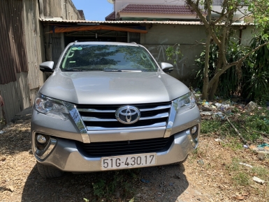 Toyota Fortuner AT